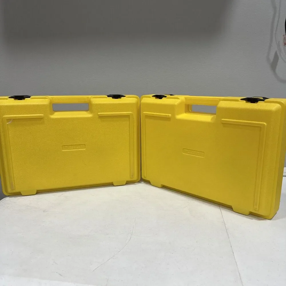 VINTAGE 1983 FISHER PRICE CONSTRUX CREATIVE BUILDING PARTS YELLOW CASE LOT OF 2